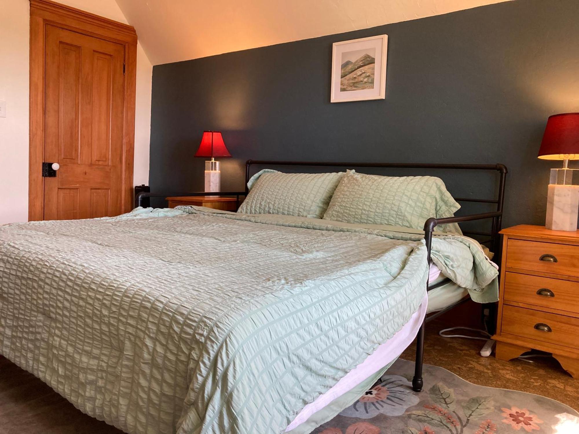 Victorian Guest Getaway-20Mins To Glacier National Park-10Mins To Airport! Columbia Falls Luaran gambar